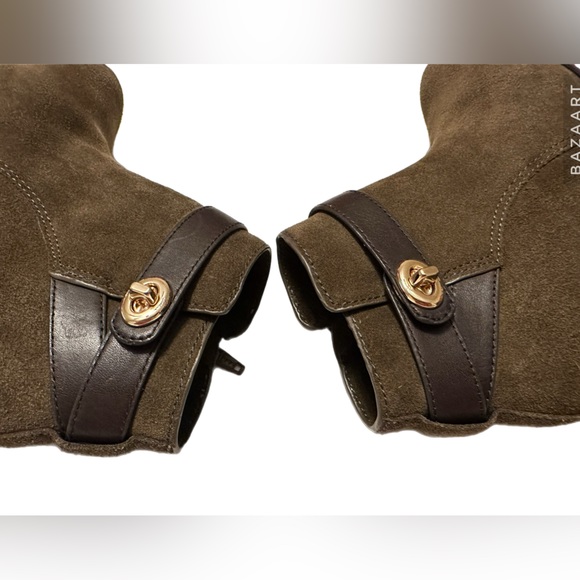 COACH Women’s Patricia Suede Leather Ankle Booties in the Size 6 - Picture 6 of 10